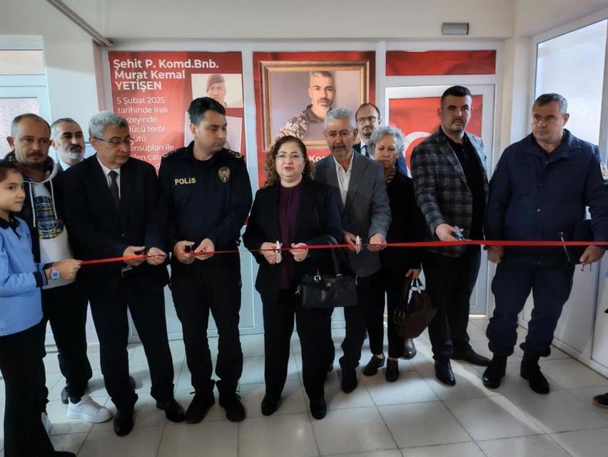 Şehit Binbaşı Yetişen’in adı Mursallı’da kurulan kütüphanede yaşayacak