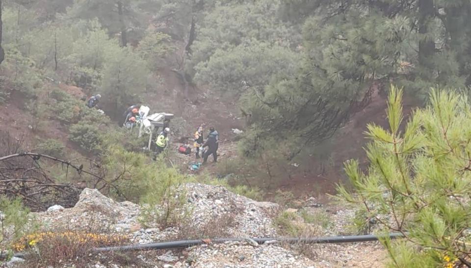 Otomobil şarampole uçtu: 1 ölü, 4 yaralı