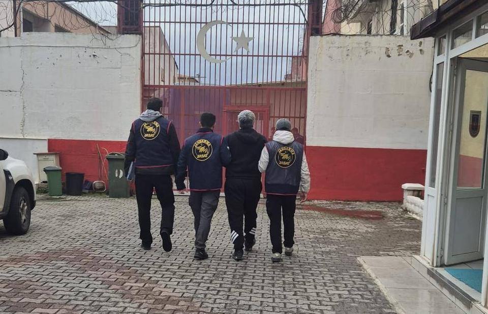 Aydın JASAT’tan film gibi operasyon