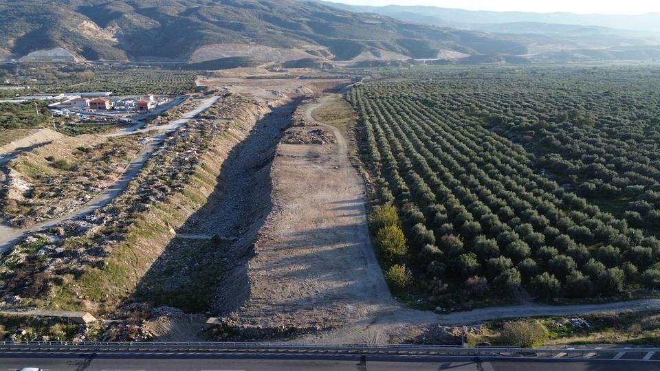 Buharkent Belediyesi 2. Etap İlek Bahçesi için start verdi