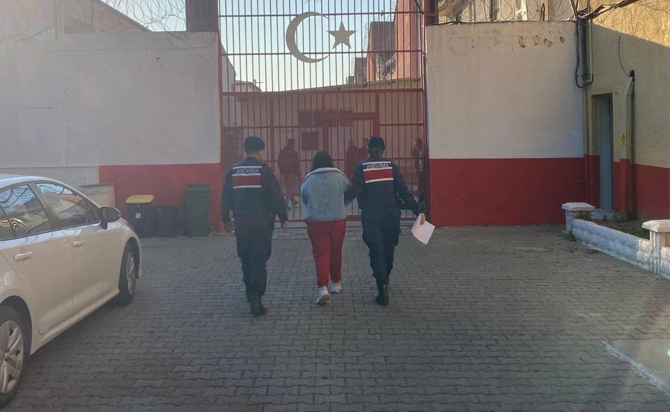 Aydın zehir imalatçısı kadın hükümlü yakalandı