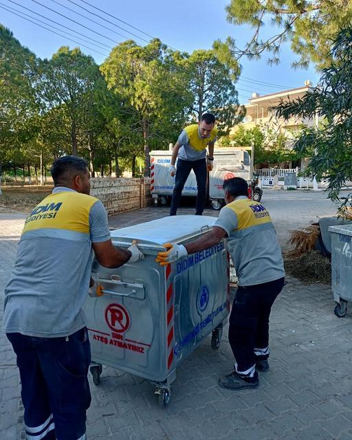 Didim’de eskiyen konteynerler yenileniyor