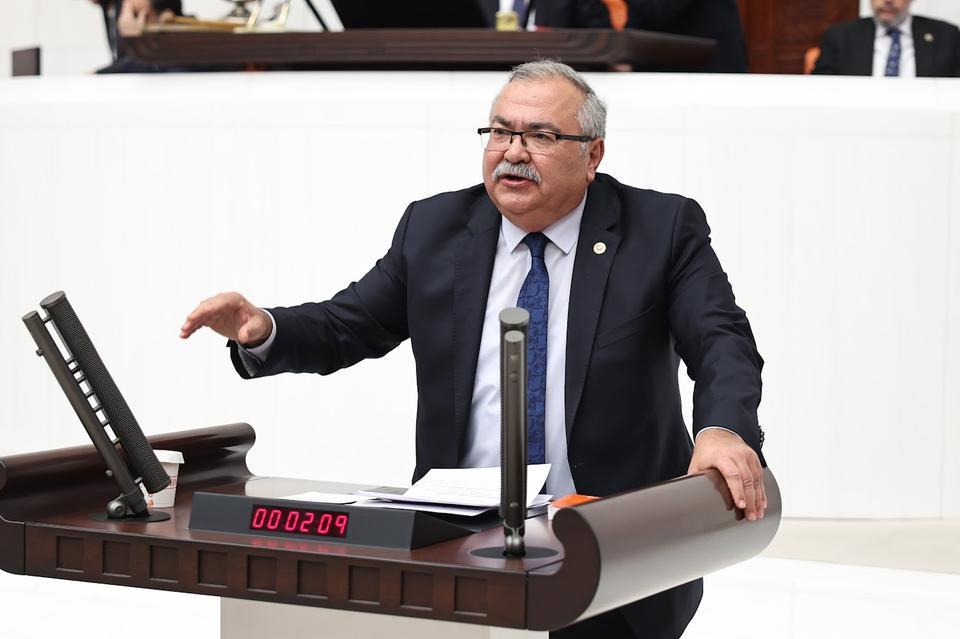 CHP'li Bülbül'den tarihi cami için restorasyon talebi