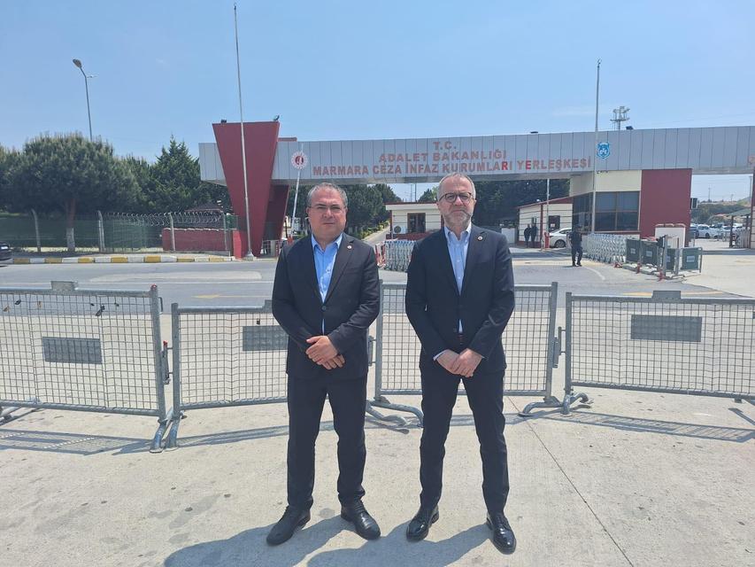 Aydın Milletvekili Karakoz, İmamoğlu'nu ziyaret etti