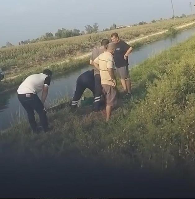 Kanala devrilen pikap, baba ve iki kızına mezar oldu