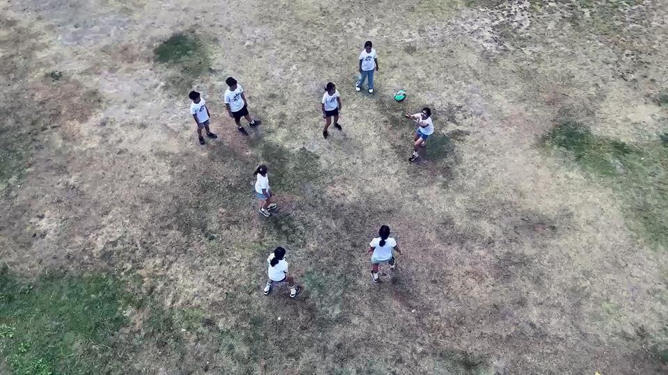BODRUMLU ÇOCUKLARDAN ANLAMLI MESAJ: BIRAK TABLETİ TELEFONU, HAYATI KAÇIRMA