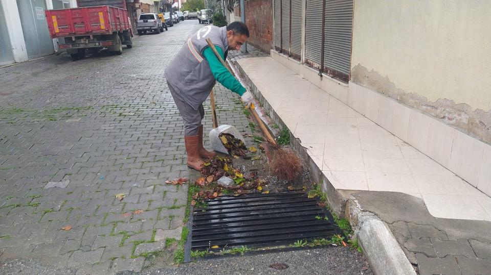 Germencik’te yağış sonrası ekipler teyakkuzda
