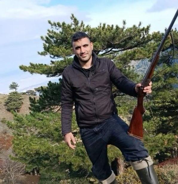 Bıçaklı kavga kanlı bitti: 1 ölü 1 ağır yaralı