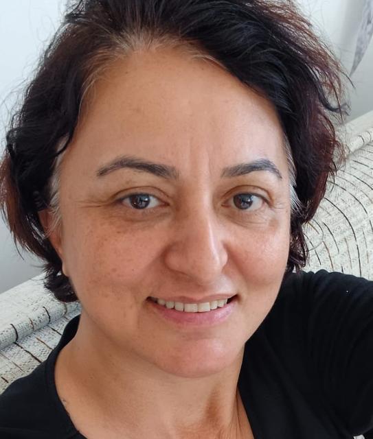 DERYA ÖĞRETMENİ KATLEDEN MESLEKTAŞI, AĞIRLAŞTIRILMIŞ MÜEBBETLE YARGILANMAYA BAŞLADI OLAYDAN SONRA DERYA ÖĞRETMENİN ÇOCUKLARININ OLDUĞU KARŞI DAİREYE DE ONLAR UYURKEN GİRDİĞİNİ MAHKEMEDE İTİRAF EDEN SANIK MURAT O., ÜZERİNDEKİ NAKİT PARANIN AZALMASI NEDENİYLE MAKTULÜN ÇANTASINI ALARAK DAİREDEN ÇIKTIĞINI SÖYLEDİ