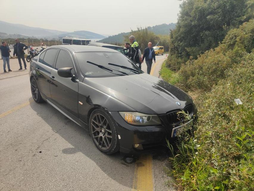Aydın'da otomobil ile elektrikli araç kafa kafaya çarpıştı: 4 yaralı