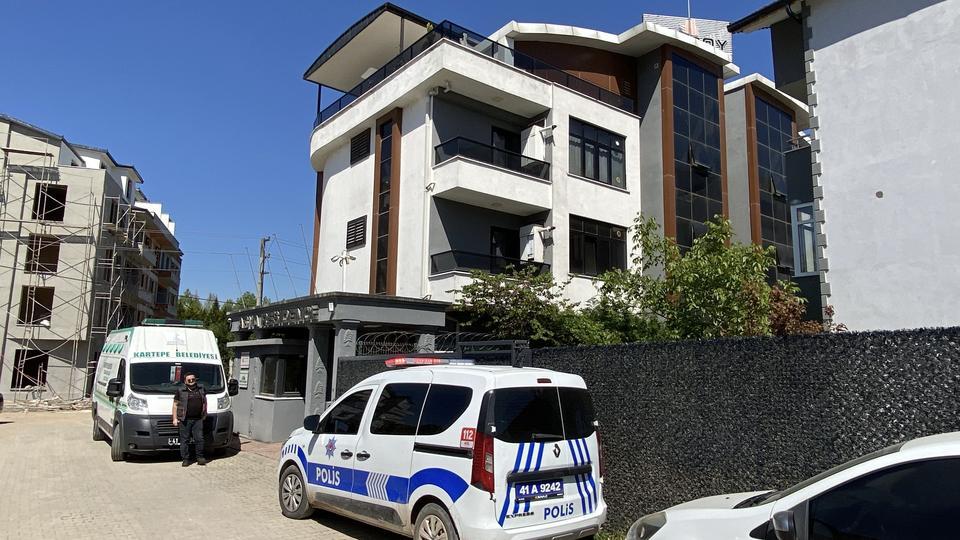 37 yaşındaki kadın kendini asarak yaşamına son verdi