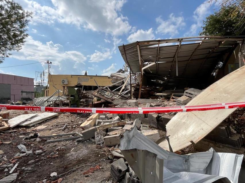 Tüp patlaması faciaya neden oldu: 1 ev yıkıldı, 1'i ağır 2 kişi yaralandı