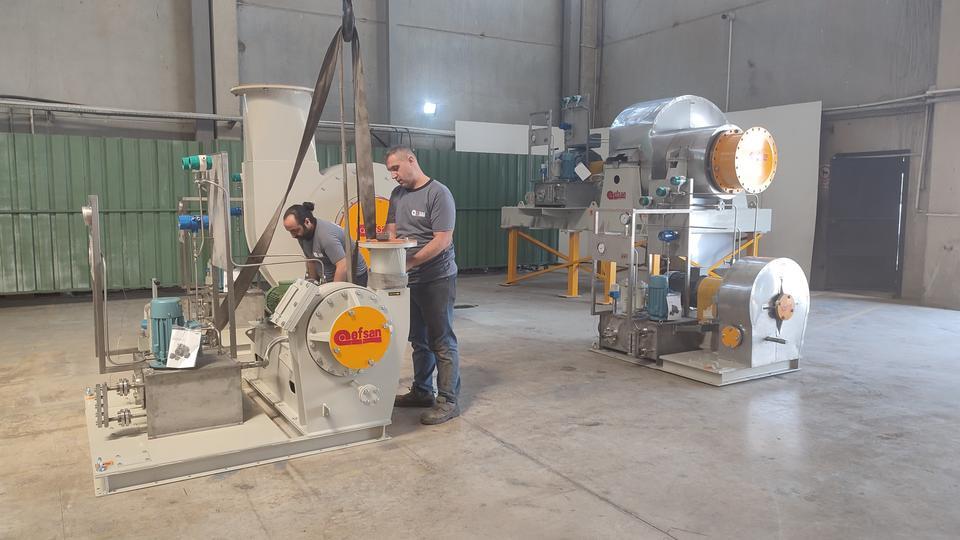 TÜRKİYE'DE İLK KEZ PETROKİMYA SEKTÖRÜ İÇİN YÜKSEK BASINÇ VE SICAKLIĞA DAYANIKLI MAKİNELER ÜRETİLDİ