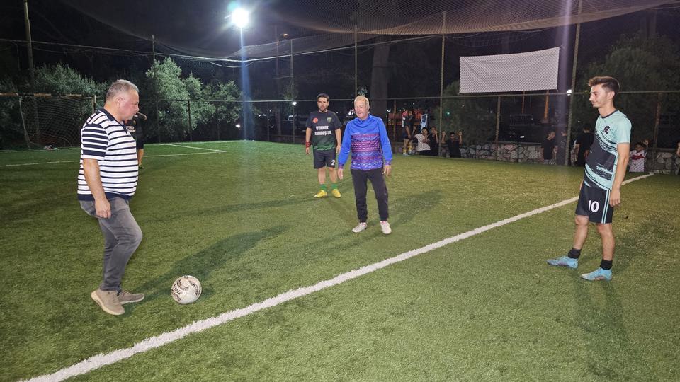 ATÇA'DA KURTULUŞ GÜNÜ FUTBOL TURNUVASI BAŞLADI