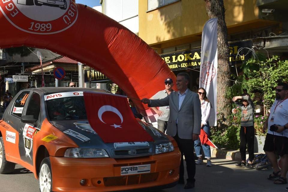 Buharkent 5. Tırmanma Yarışı başlıyor